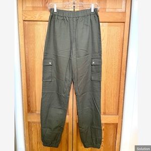 PrettyLittleThing Khaki Pocket Detail Cargo Pants, Size 10 (runs small)
